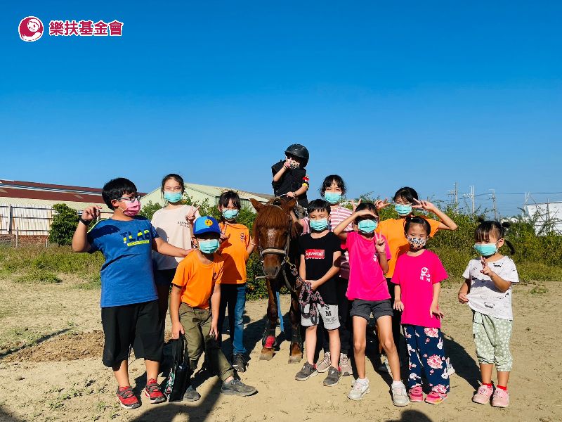 【 樂扶x頂洲國小 馬術文化體驗活動 】